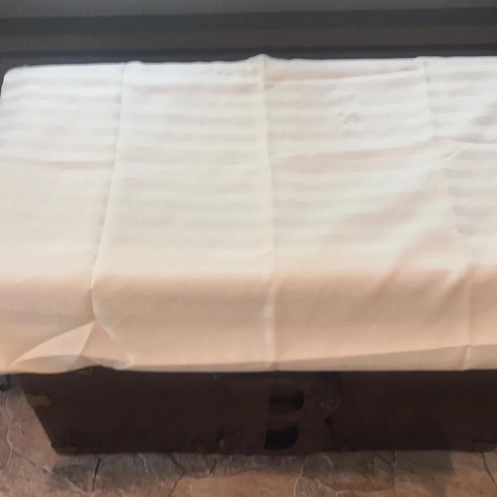 Tablecloth Cream 84x60